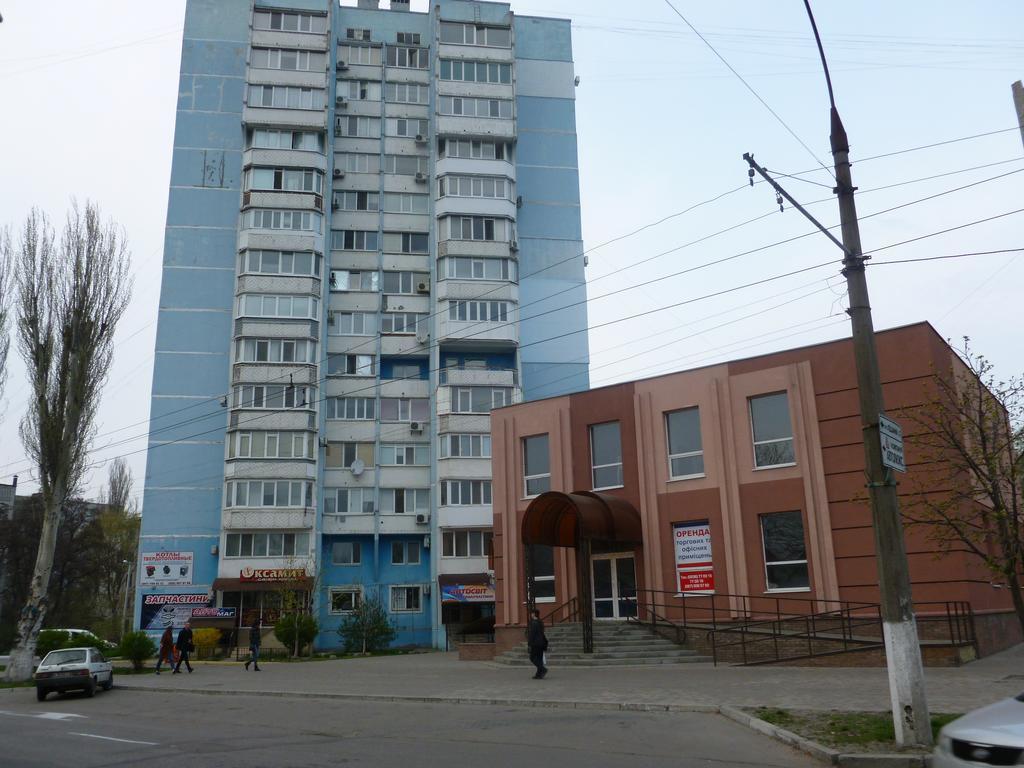 Apartment In A New House Кременчук Екстер'єр фото